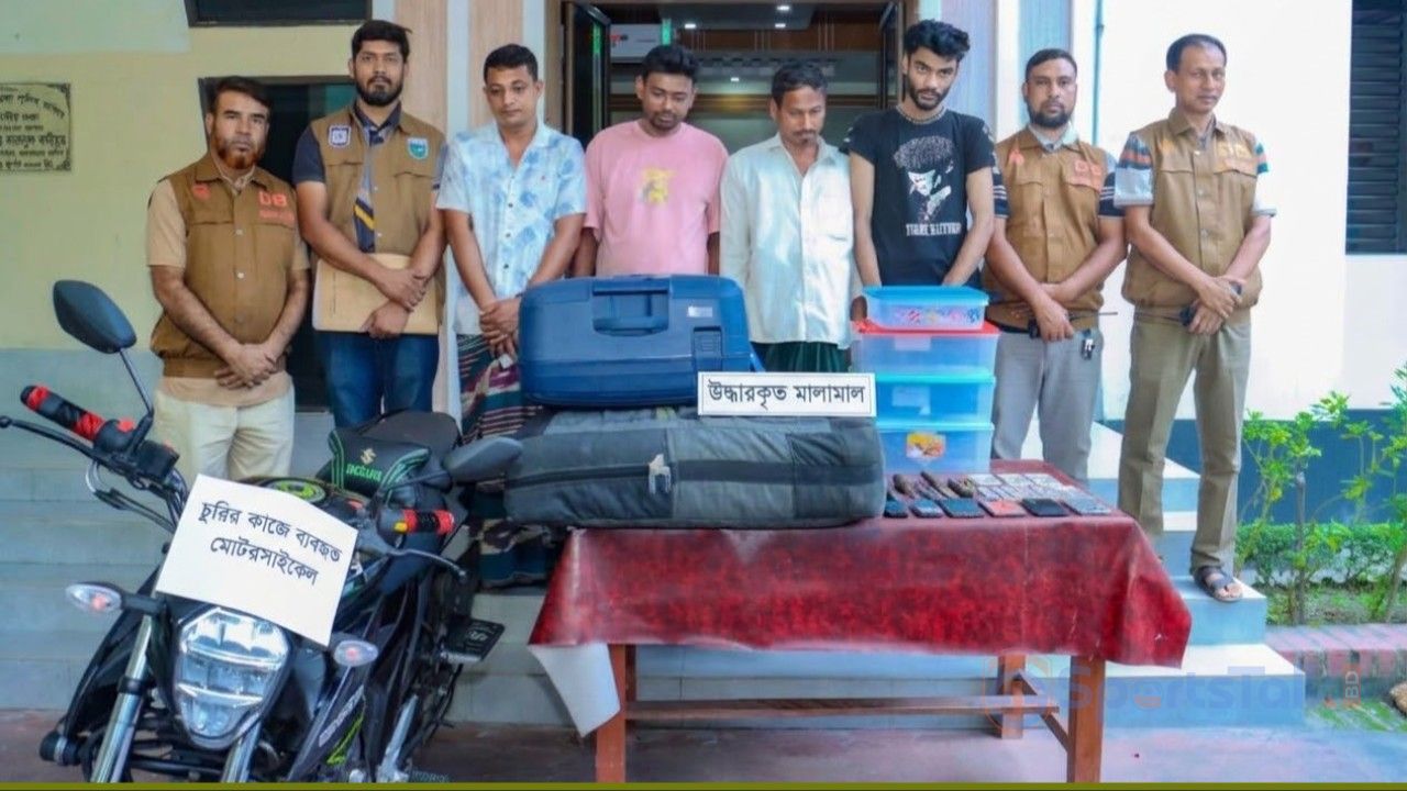 যেভাবে বিসিবির ভ্যান থেকে উধাও হলো ক্রিকেটারদের আট লাগেজ