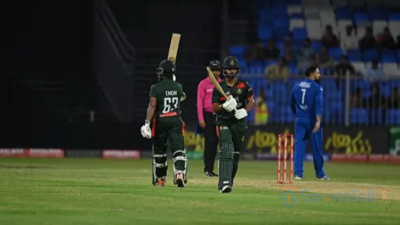 ব্যাটিং বিপর্যয়ে দুইশর আগেই অলআউট বাংলাদেশ